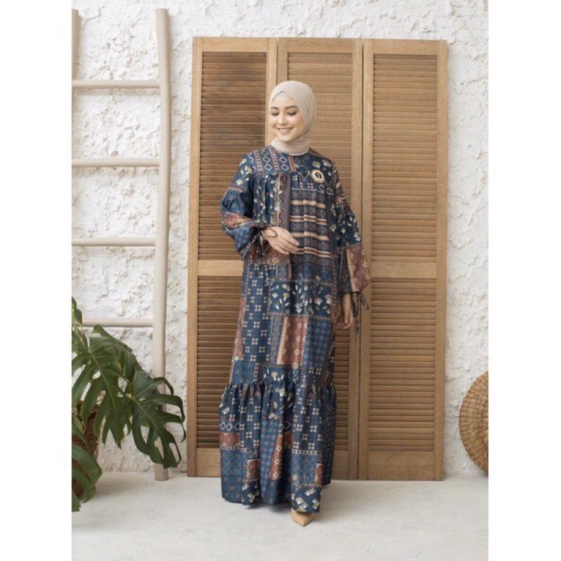 amanda dress sailor blue XXL wearing klamby