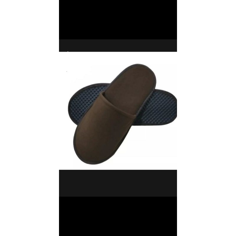 sandal hotel depan tutup