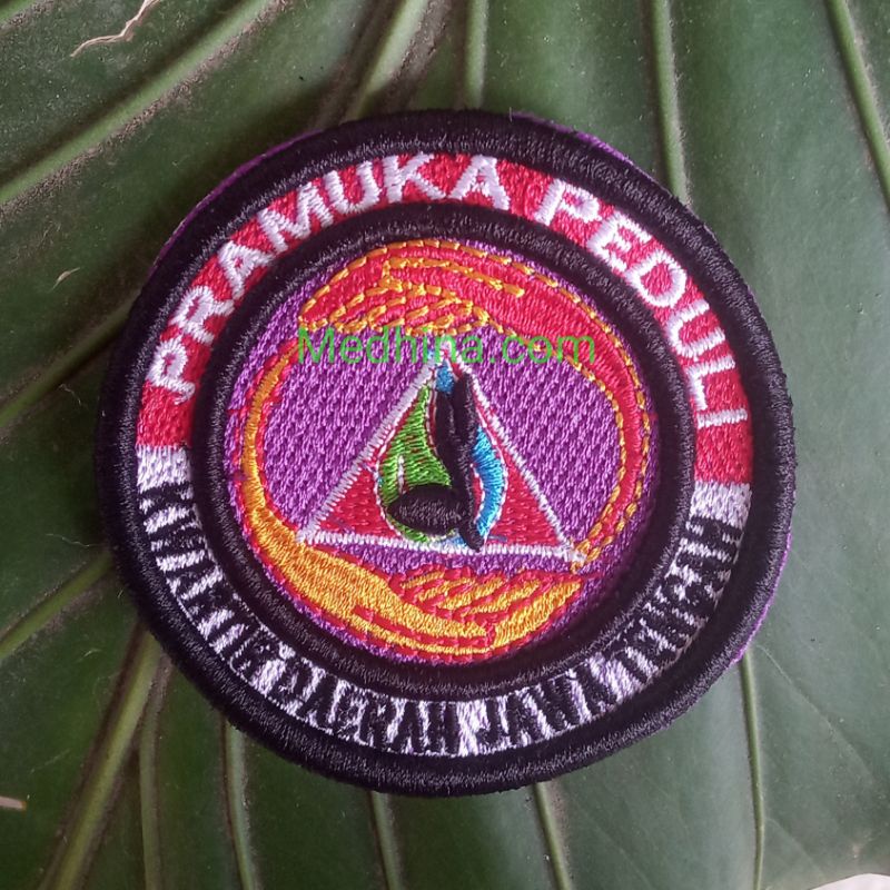 Badge Pramuka Peduli terbaru bordir timbul pramuli praduli