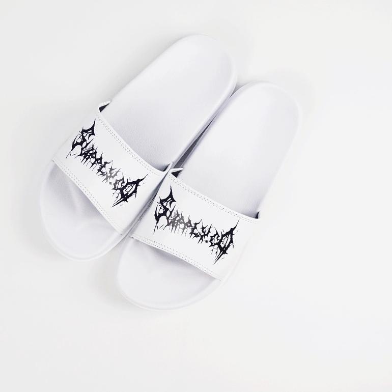 Penjualan Terbanyak.. [ WHITE SERIES ] Sandal slop / Sandal Slide / sendal slide slippers  Footwear 