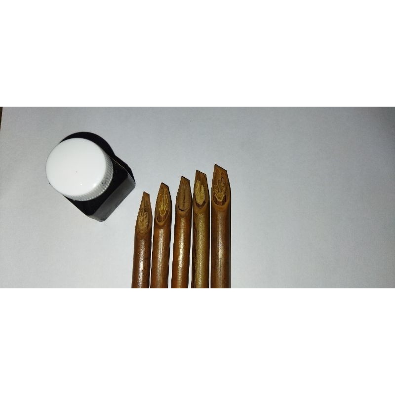 

paket handam dan tinta | alat tulis kaligrafi siap pakai premium | paku handam ciwidey | paket 5 handam dan satu tinta