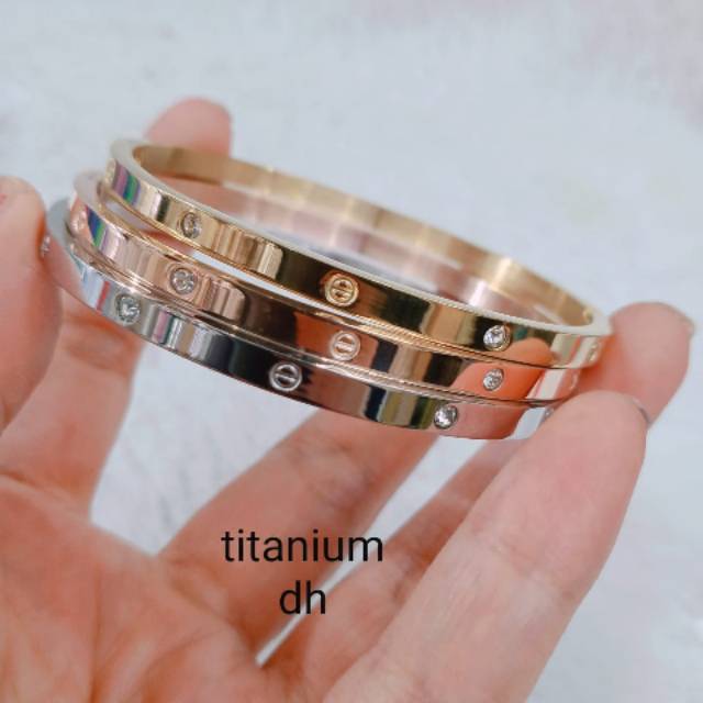 Gelang titanium ada mata dan tanpa mata isi 3, tidak luntur