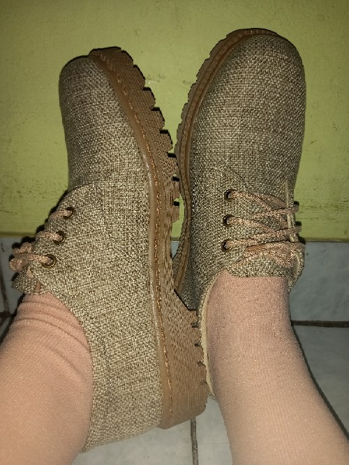 Khakikakiku Mia Biscuit