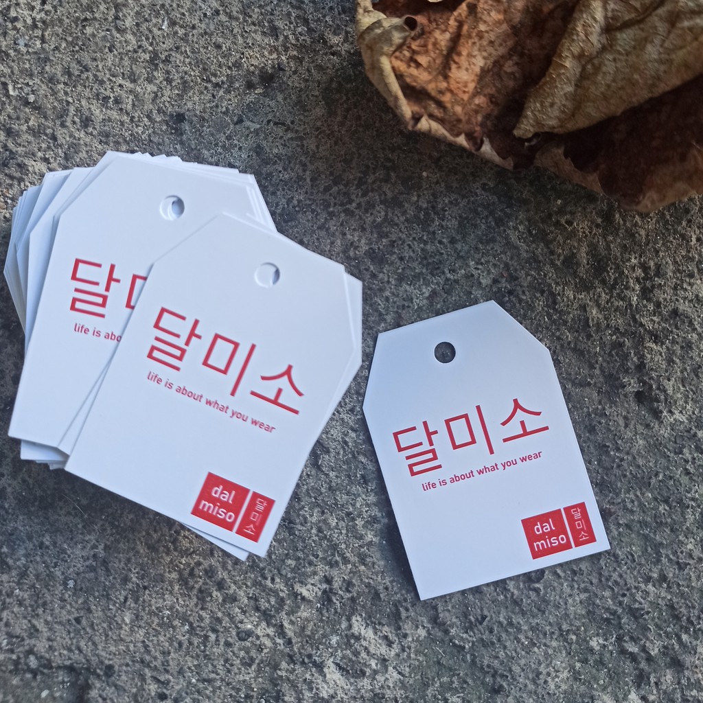 

label nama produk custom/ hangtag baju simple murah / hangtag produk custom