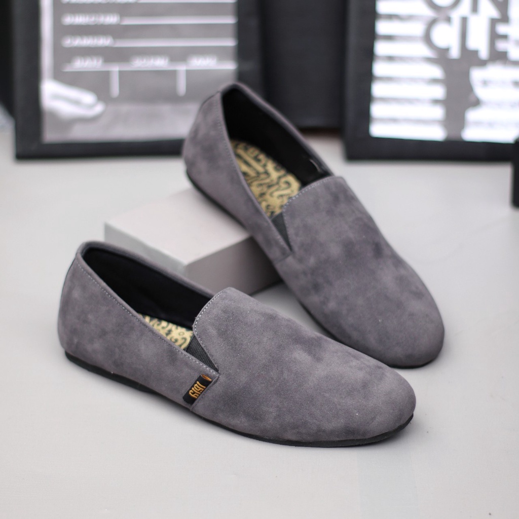 CHORD Sepatu Slip On Casual Pria Kulit Sintetis Simple Murah Original Ringan Nyaman