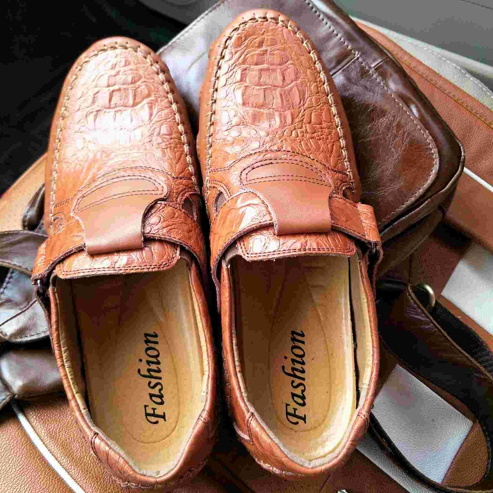 Sepatu Loafers Casual Pria Pantifel Anti Slip Kantor Sepatu Slip On Santai Cowok Keren Sepatu Kantor Murah 054