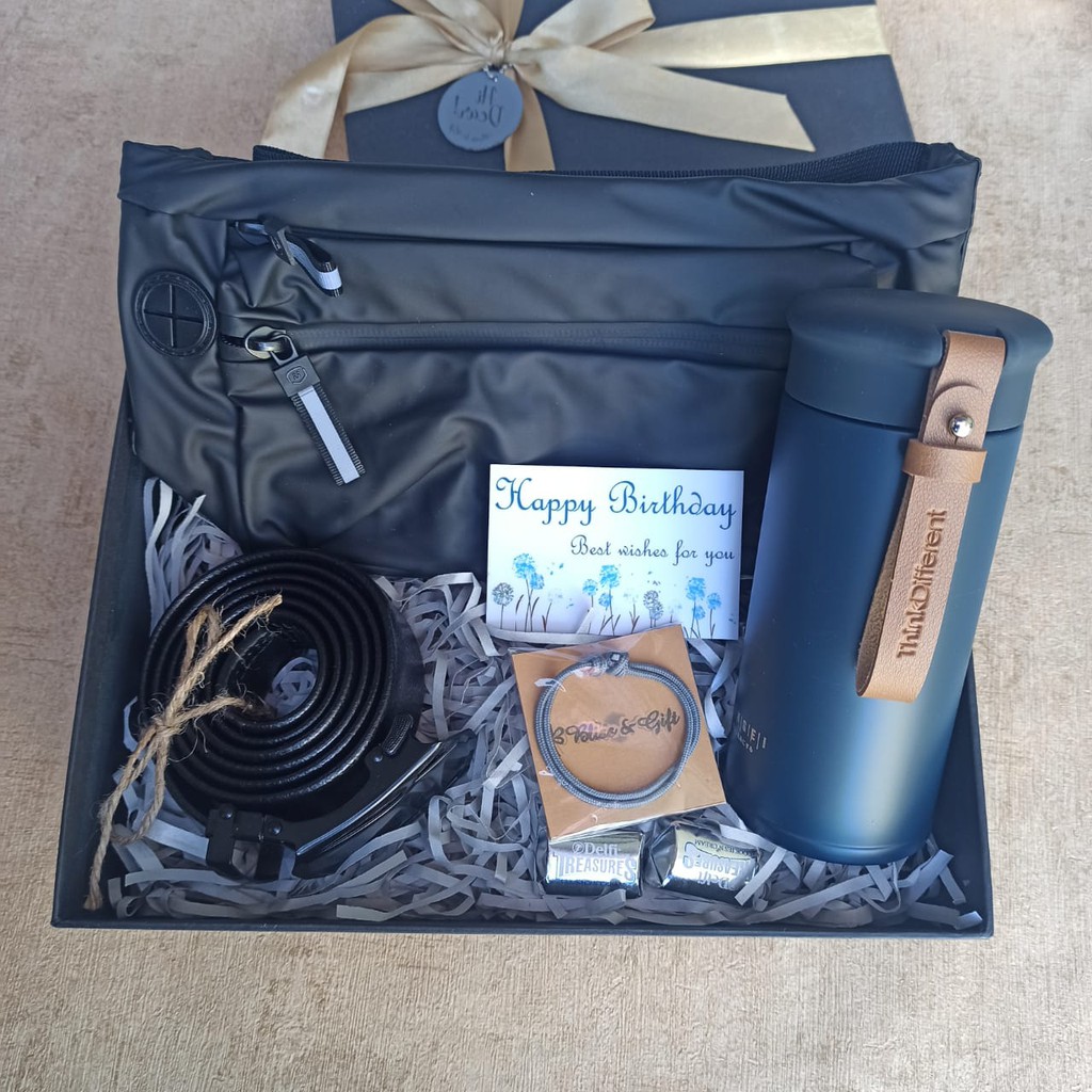 

Bliss Box Sling Flask Travel (Hampers/Gift Box /Kado UlTah/Kado Wisuda/Kado Anniversary/Souvenir)