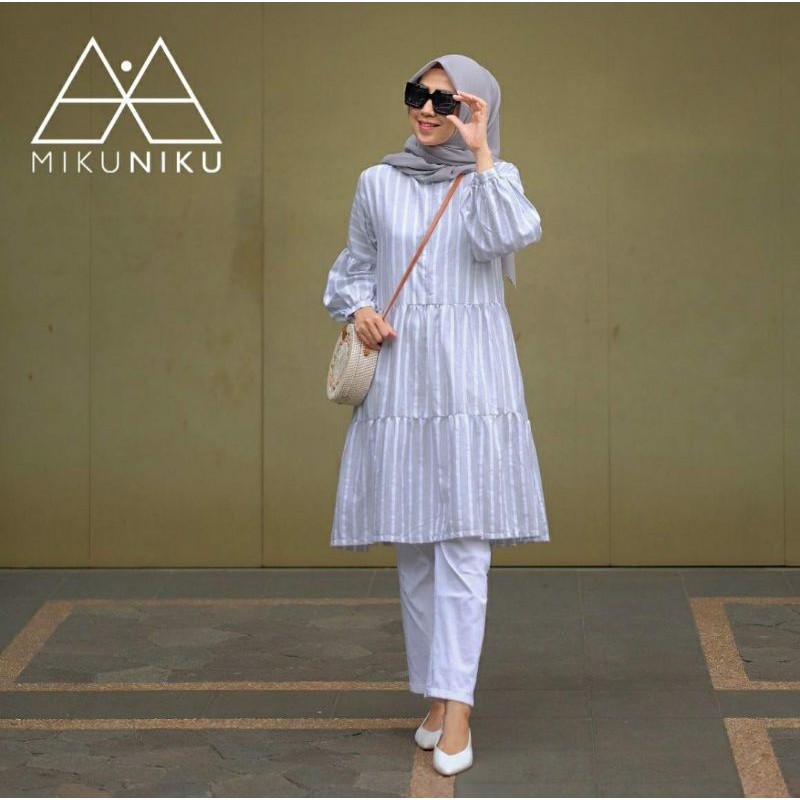 Yuki tunik by. Mikuniku • Inji store