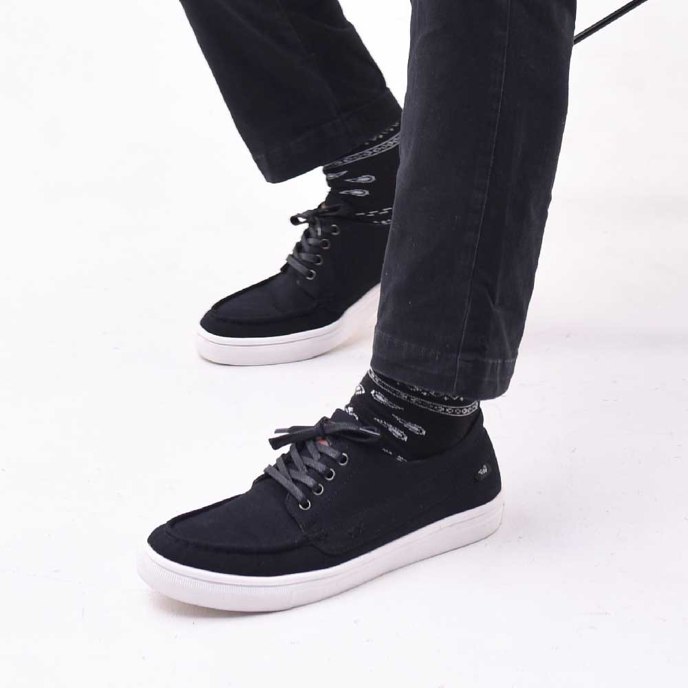 ETERNAL BLACK |ManNeedMe x FSTP| Sepatu Sneakers Pria Casual ORI