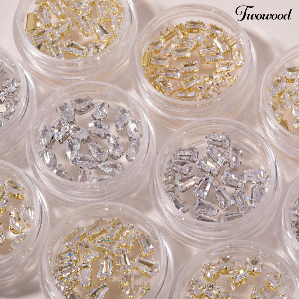 Twowood 10Pcs / Set Kuku Palsu Asimetris Aksen Cubic Zirconia 3D Anti Karat Untuk Nail Art / Manicure DIY