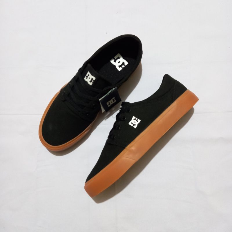 DC  TRASE TX BLACK GUM ORIGINALS