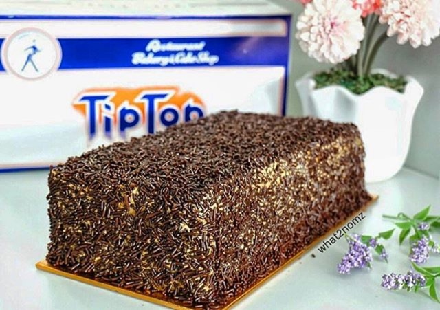 Tip Top Tradisional Cake Medan