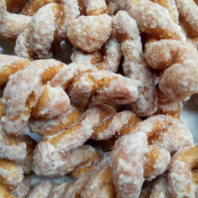 

Kue putar putar kue tambang khas medan(160grm)