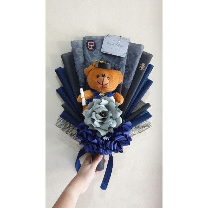 Buket Boneka Wisuda / Buket Bunga Kertas / Kado Wisuda / Buket Boneka Beruang Wisuda Bunga Kertas