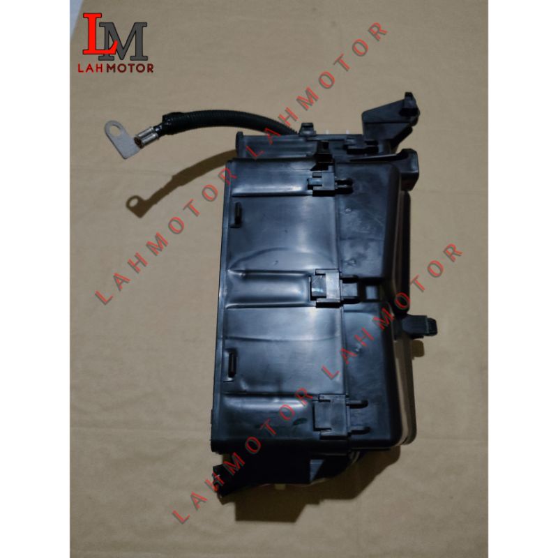 Fuse box box sekring Innova Fortuner Hilux bensin old