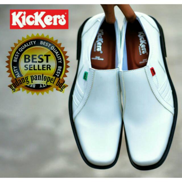 Men Sale !! Sepatu Pria Pantopel Kickers Slip On Formal Casual Santai Murah