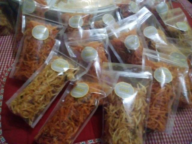 

Kentang Mustofa Teri Kering Original