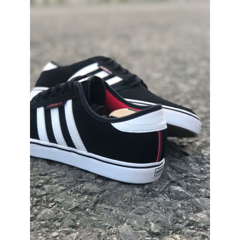 Adidas seeley skateboarding nubuck