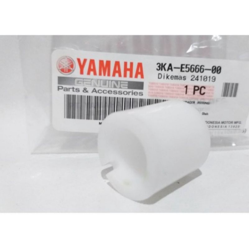 SPACER PLASTIK SELAH ENGKOL RX KING RXK RX K ASLI ORI YAMAHA 3KA E5666 00