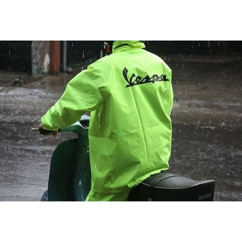 

RAINCOAT VESPA PREMIUM (HIJAU STABILO)