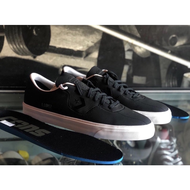 @converse_cons  X  @louielopez  Pro  black  Leather Ox