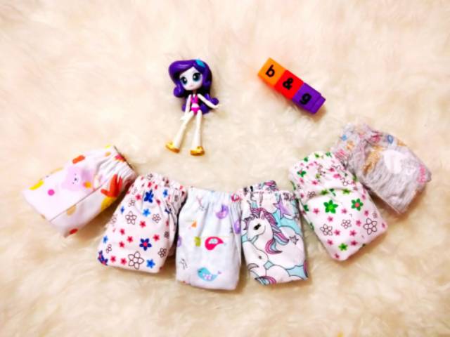 6 Pcs Celana Dalam Anak Perempuan Motif Random Terlaris