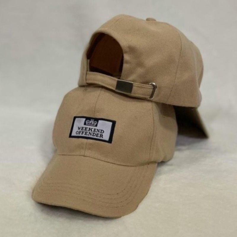 Topi Pria Weekend Offender