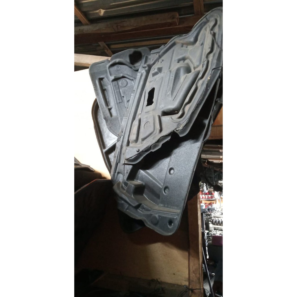 PEREDAM PINTU BMW E36 ORIGINAL