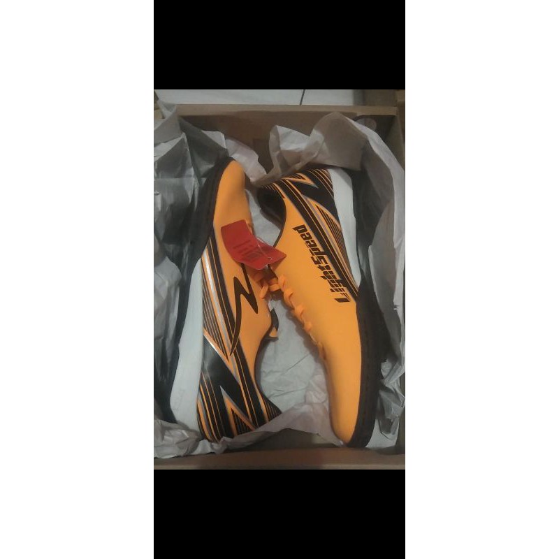 Specs Accelerator Lightspeed 20 IN