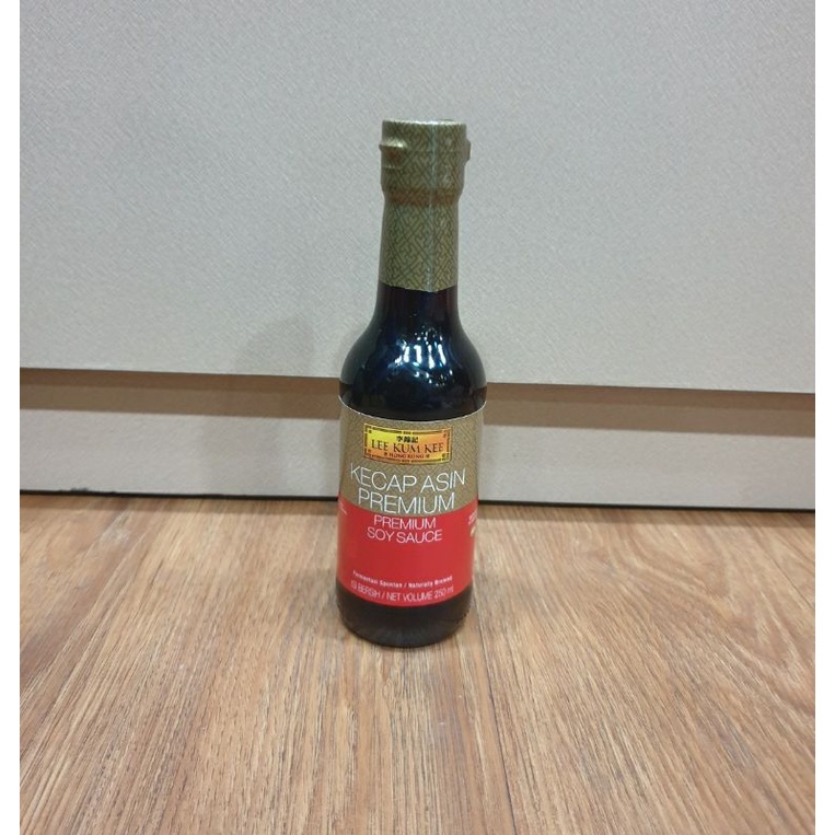 Lee Kum Kee Premium Soy Sauce / Lee Kum Kee Kecap Asin Premium 250 Ml