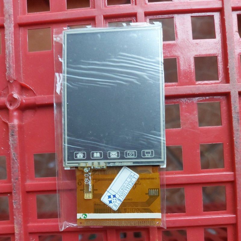 LCD HP CHINA SOCKET LURUS 8K 1276