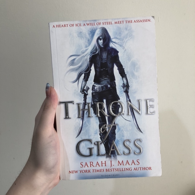 [Preloved] Throne of Glass Crown of Midnight Sarah J Maas