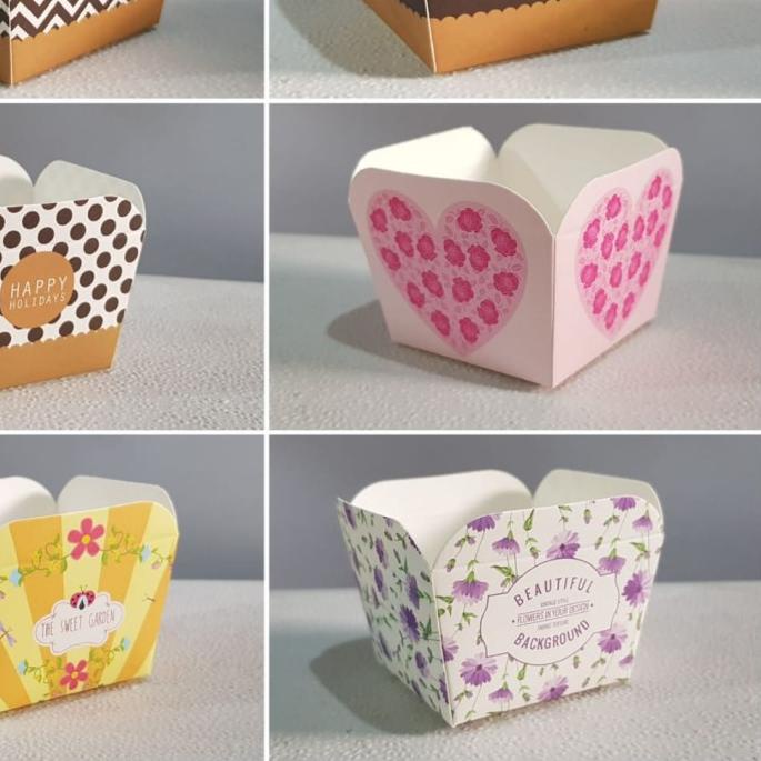 

kertas alas muffin kotak cupcake