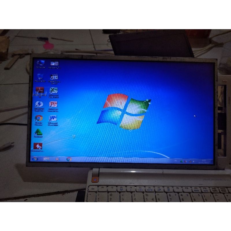 lcd LED 14 40 tebal 14 inch pin 40 tebal