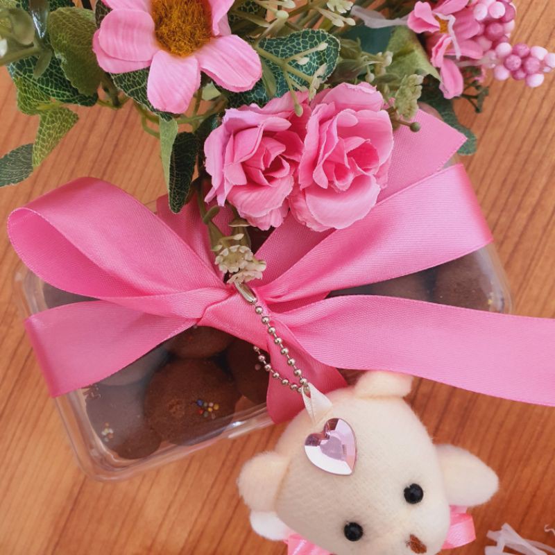 

Kue coklat Valentine gift kado- LOVE