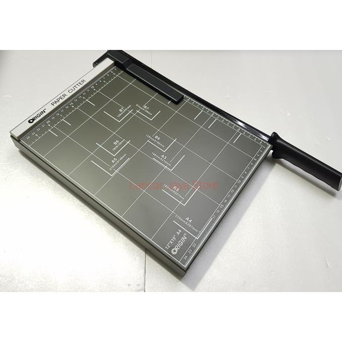 

HOTLIST Alat Pemotong Kertas / Paper Cutter Origin A4 - Abu-abu