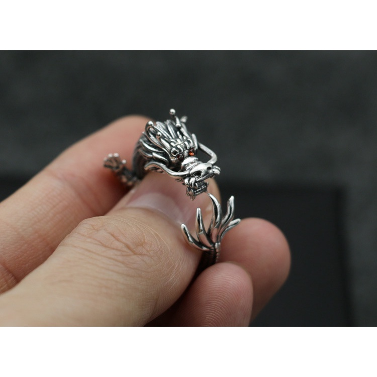 Cincin Desain Naga Cina Power Bahan Stainless Steel Warna Silver Untuk Pria