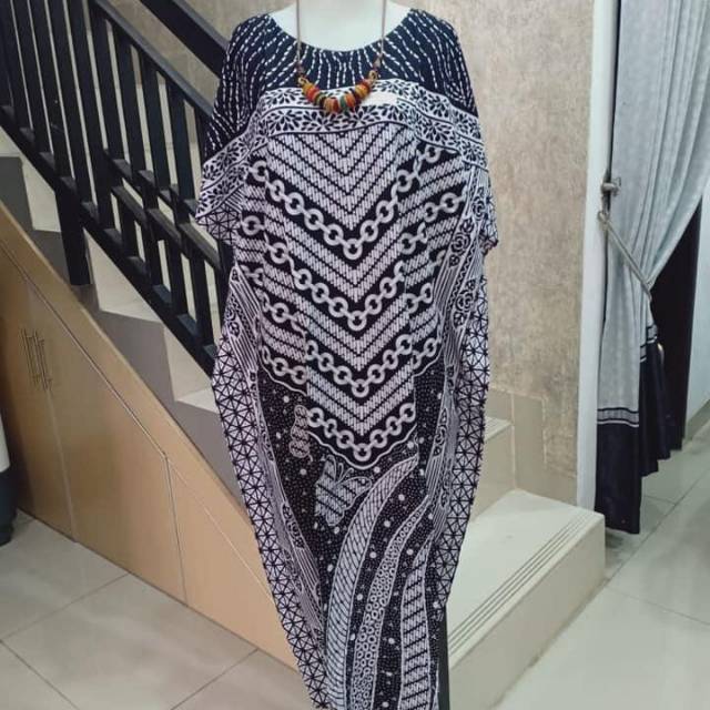 DASTER KELELAWAR HITAM PUTIH Motif Batik