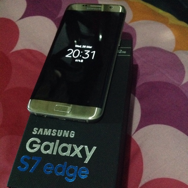 Samsung S7 Edge 32GB Gold Dual SIM minus layar tompel Fullshet ORI muLus 4G aman