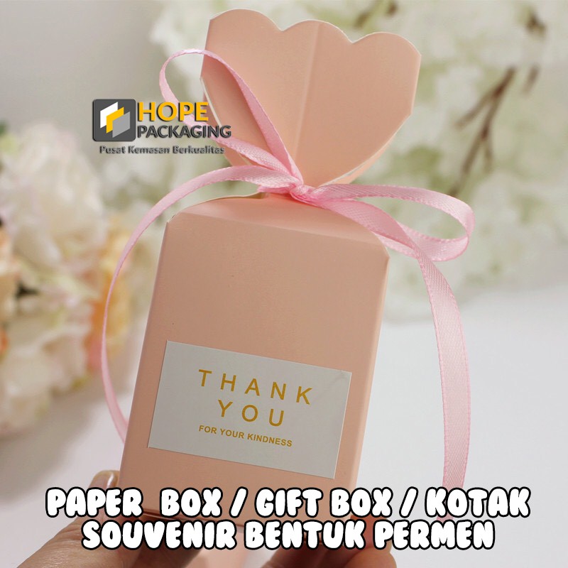 [ 5 pcs ] Paper Box Spesial Gift Box Kotak Souvenir wedding / ultah/ hadiah Bentuk Permen GRATIS Pita plus Stiker