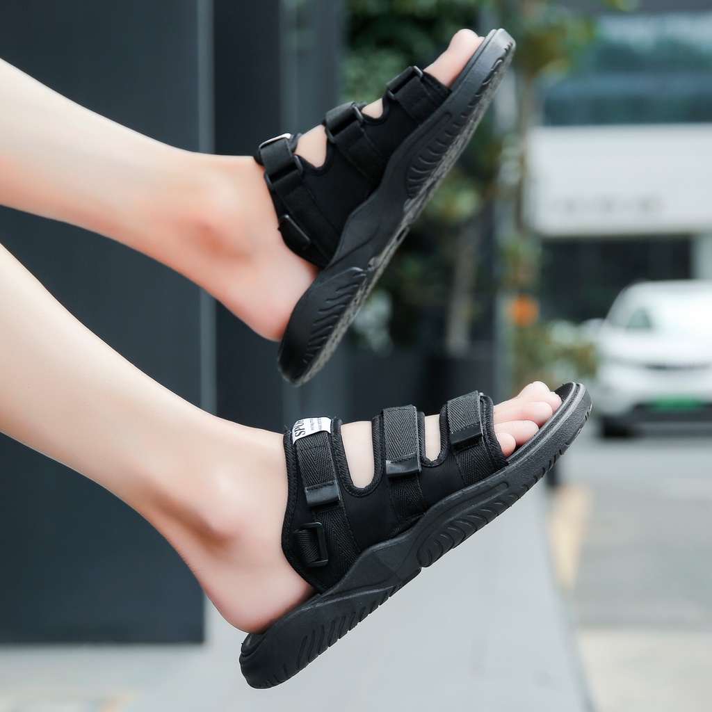 [COD &amp; Kirim Hari ini] Sendal Pria Tali Belakang Yang Bisa Dilepas Sandal Pria Sendal Gunung Pria Sandal Gunung Pria Sendal Pria Kakinien Sendal Cowok Kekinian Sendal Pria Casual Sendal Kasual Pria Sendal Fashion Pria Sepatu Sandal Pria