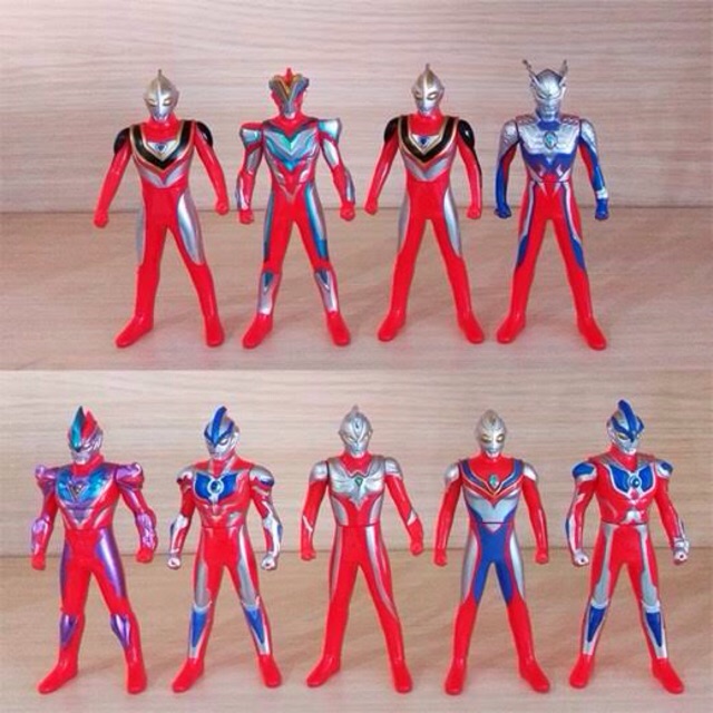 Action Figure Mainan Ultraman