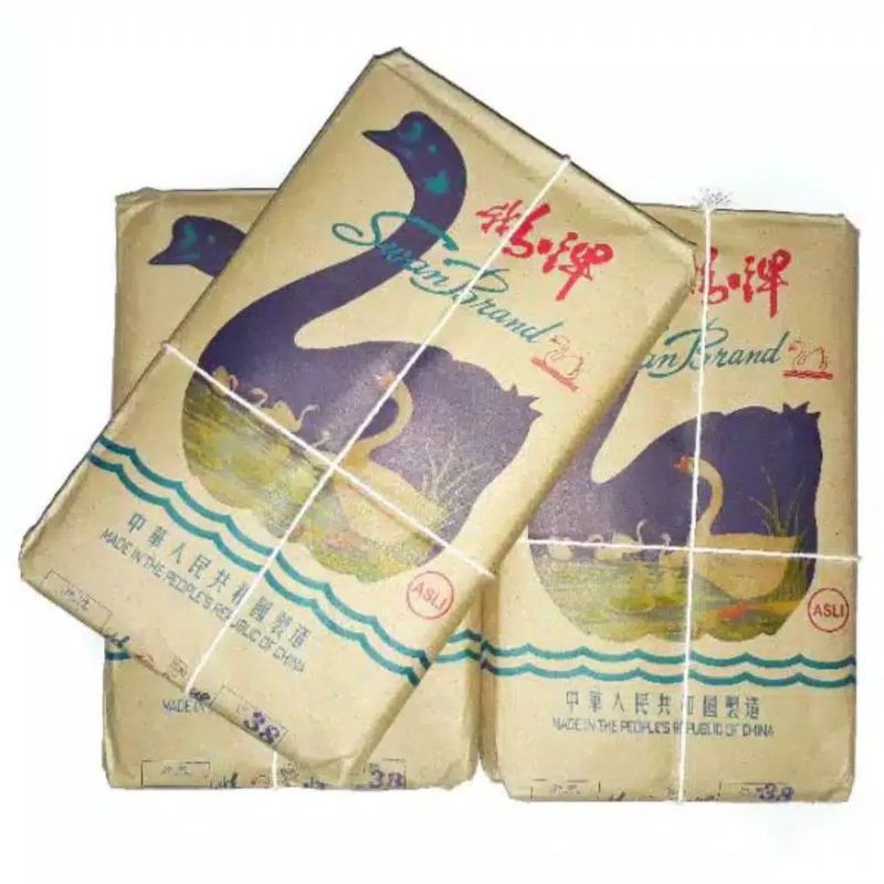 Kaos Singlet Pria Warna Putih Swan Brand-1