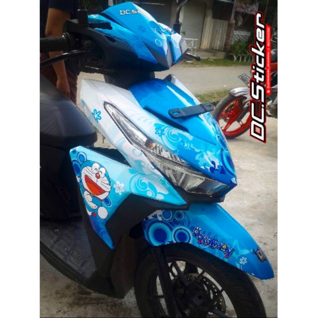 Decal Doraemon vario 125/150 old