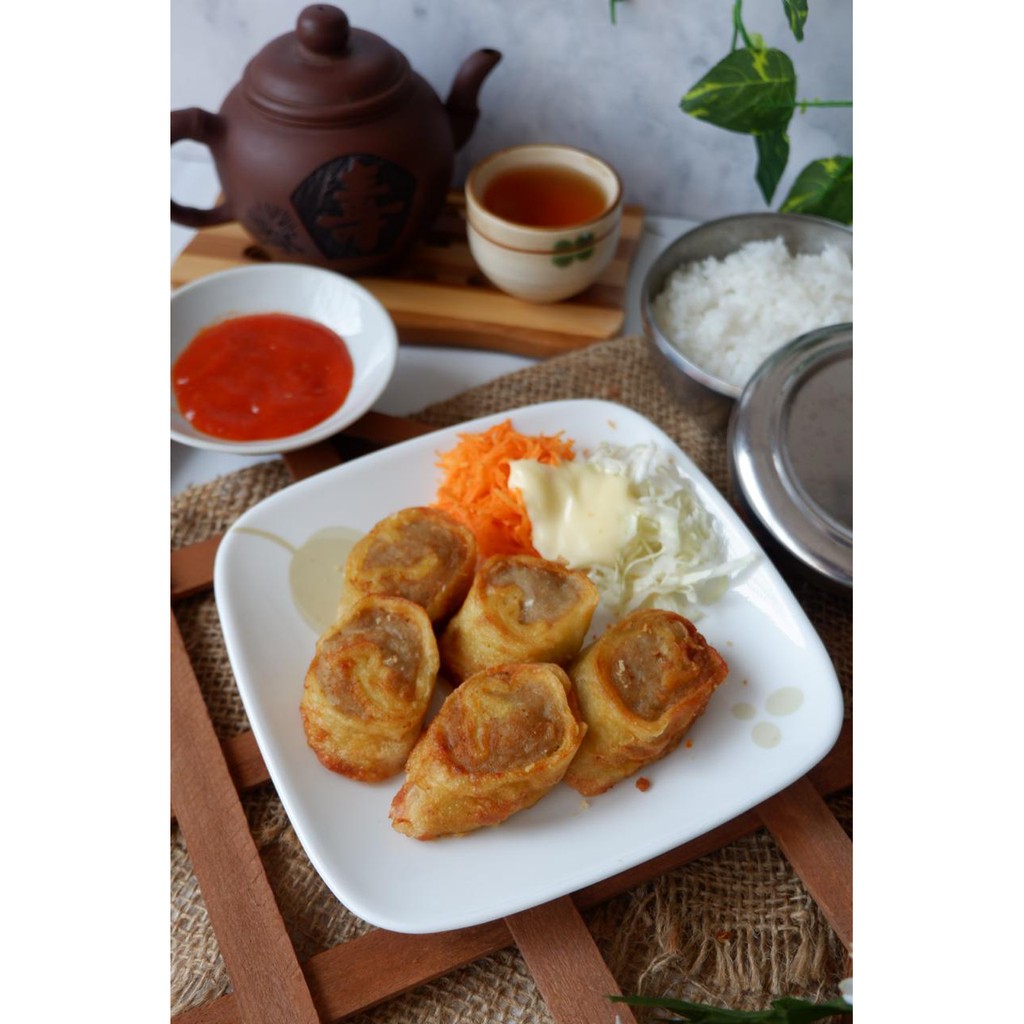 

EGG CHICKEN ROLL