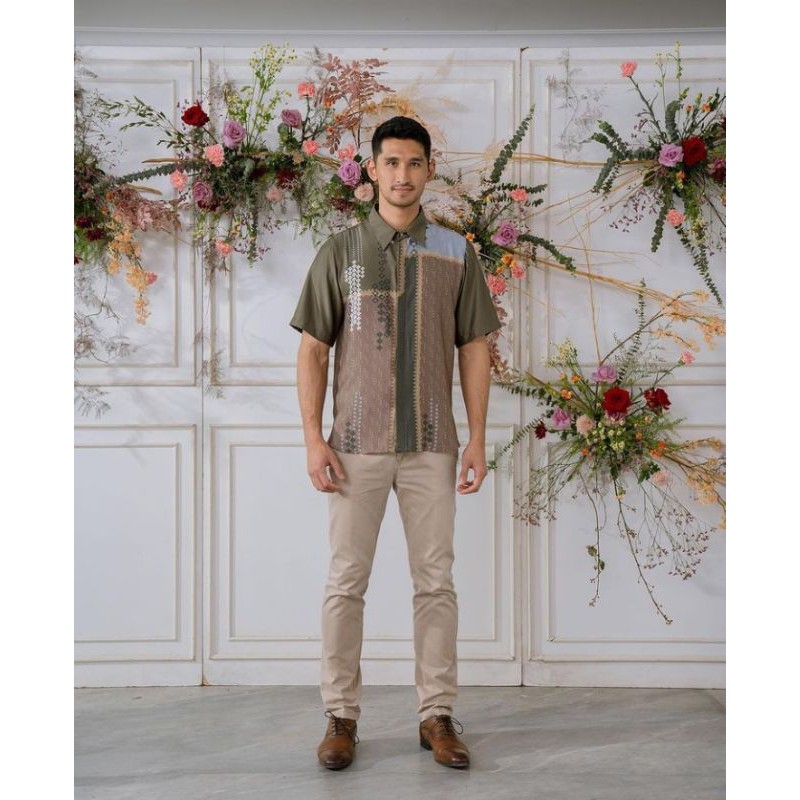 Daffa shirt by geulis Olive M