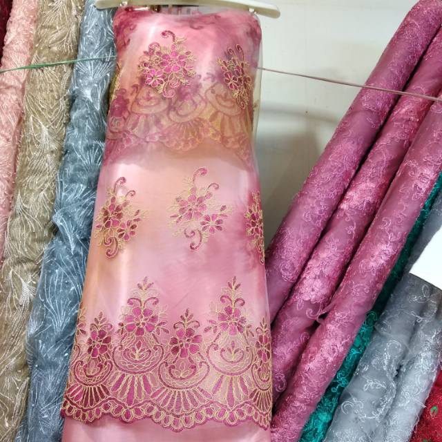TULLE PELANGI CORNELLY MOTIF 18-7 RP 25.000