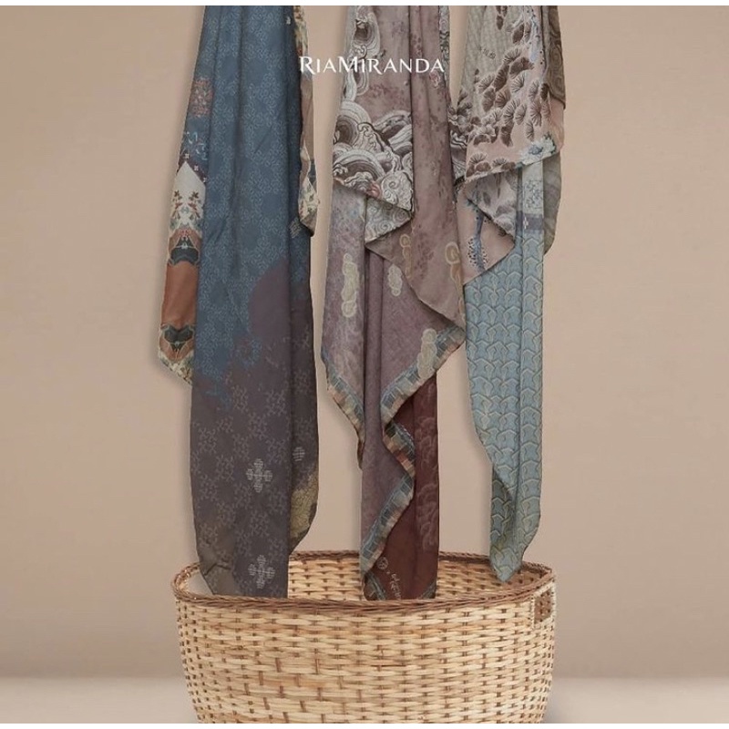 NEW SALE❣️Liu, Astu, Kaili Scarf Ria Miranda Signature Saga 2021