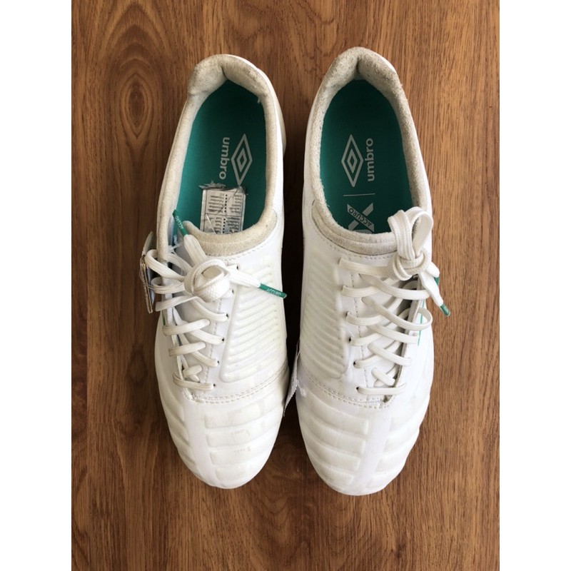 umbro accuro pro hg