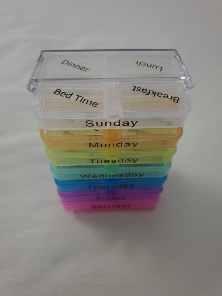 Tempat Obat 7 Hari / Pill Organizer / Kotak Obat 1 Minggu 7 Days